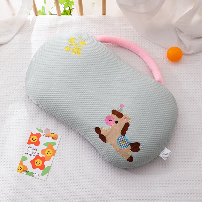 91家纺网 家纺一手货源 找家纺 （总）仁宇枕业 2026新款夏季儿童款马上有钱系列冰豆豆凉豆豆荞麦枕头枕芯
