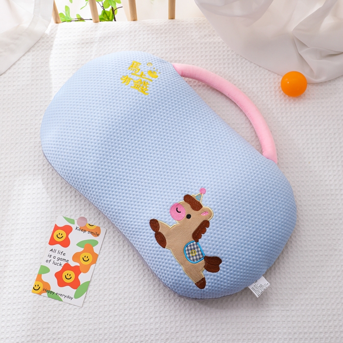 91家纺网 家纺一手货源 找家纺 （总）仁宇枕业 2026新款夏季儿童款马上有钱系列冰豆豆凉豆豆荞麦枕头枕芯