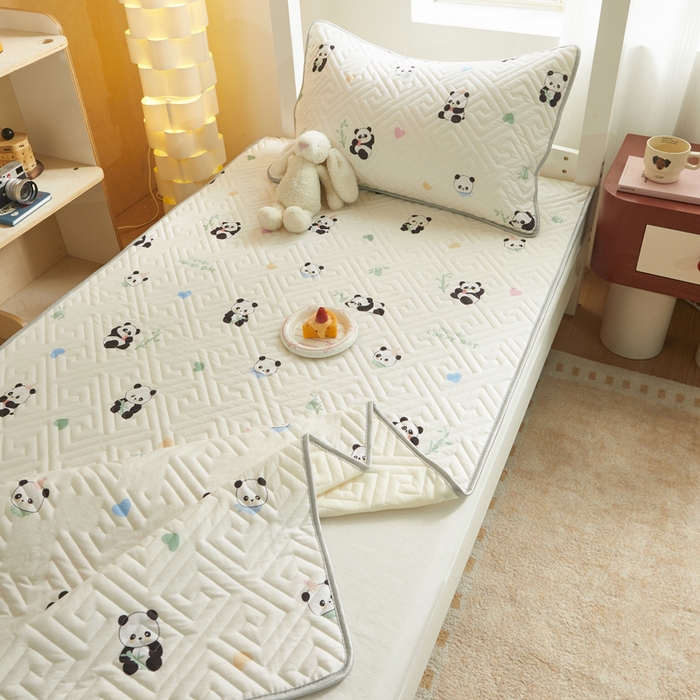 91家纺网 家纺一手货源 找家纺 舒居家纺 2026新款学生床全棉软床垫床盖 熊猫彩绘