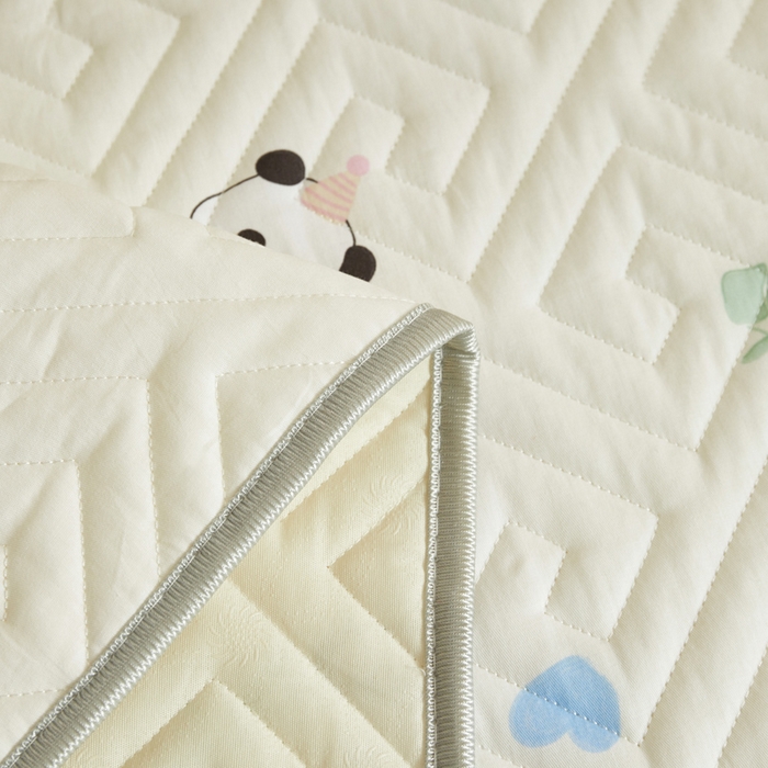 91家纺网 家纺一手货源 找家纺 舒居家纺 2026新款学生床全棉软床垫床盖 熊猫彩绘