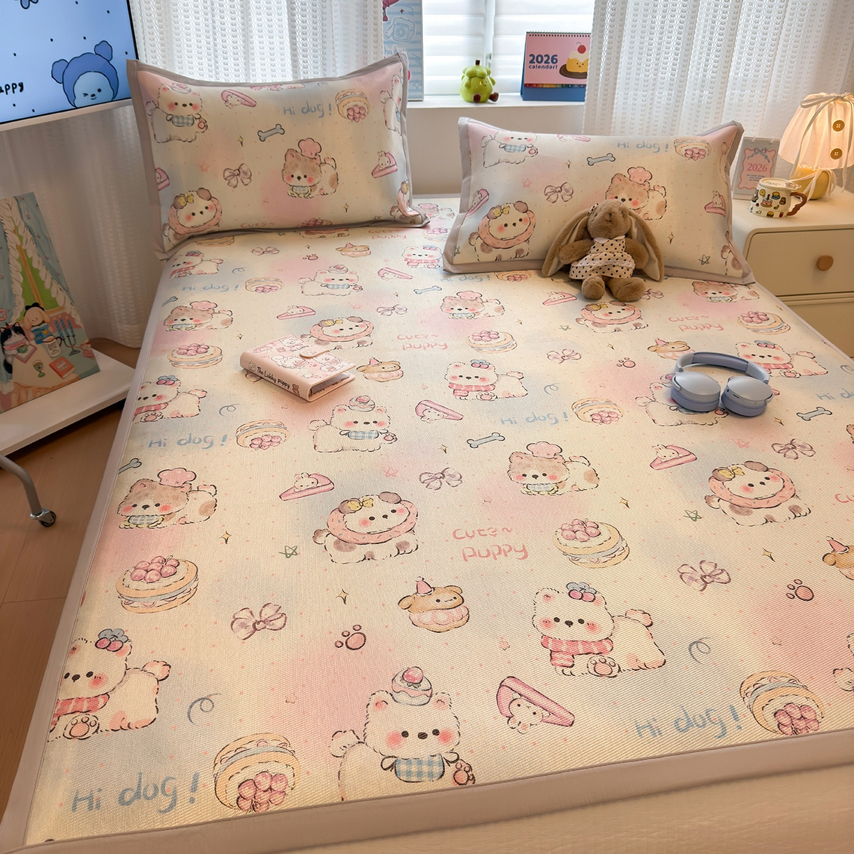 91家纺网 家纺一手货源 找家纺 懒猫家纺 2026新款250D数码印花宽边圆网冰丝凉席 奶芙小狗