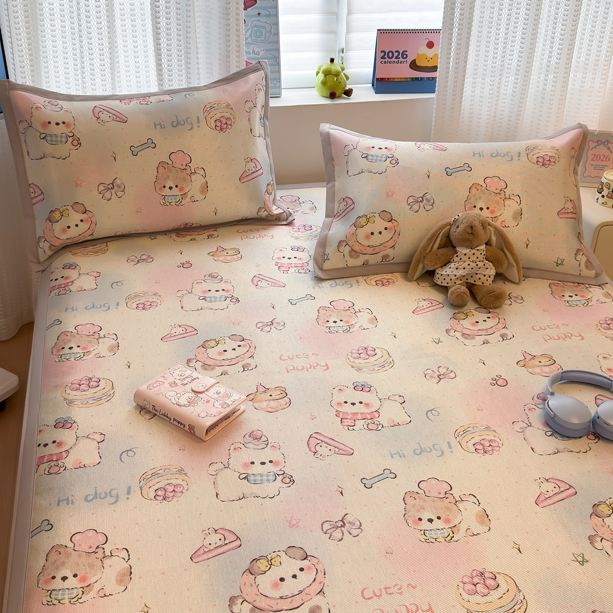 91家纺网 家纺一手货源 找家纺 懒猫家纺 2026新款250D数码印花宽边圆网冰丝凉席 奶芙小狗