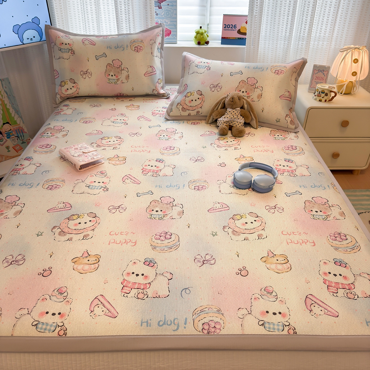 91家纺网 家纺一手货源 找家纺 懒猫家纺 2026新款250D数码印花宽边圆网冰丝凉席 奶芙小狗