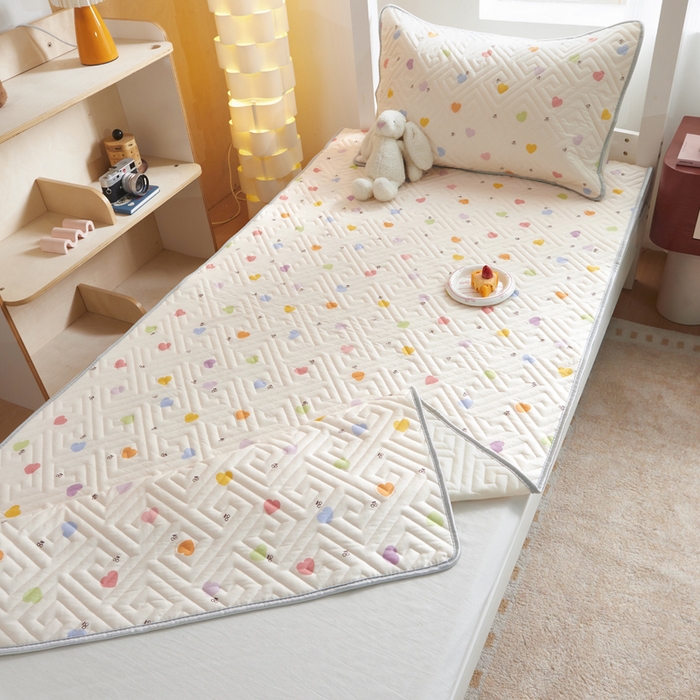 91家纺网 家纺一手货源 找家纺 舒居家纺 2026新款学生床全棉软床垫床盖 萌萌心语