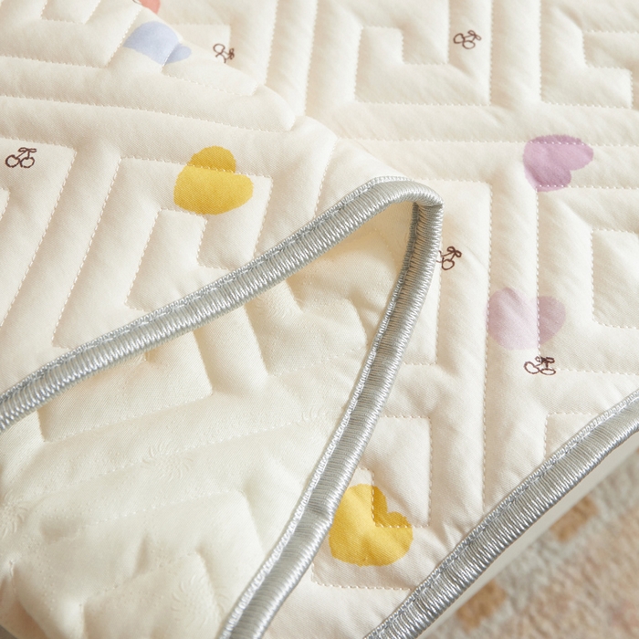 91家纺网 家纺一手货源 找家纺 舒居家纺 2026新款学生床全棉软床垫床盖 萌萌心语