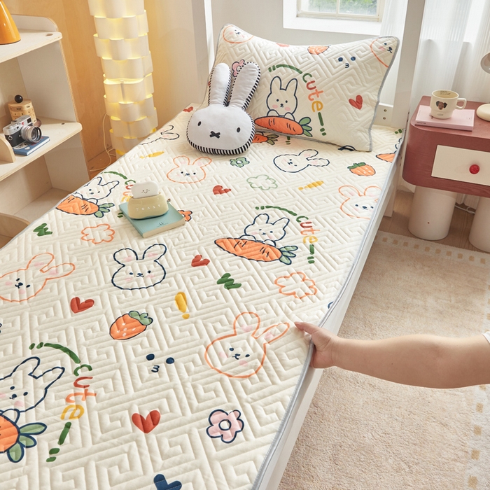 91家纺网 家纺一手货源 找家纺 舒居家纺 2026新款学生床全棉软床垫床盖 飞天萝卜