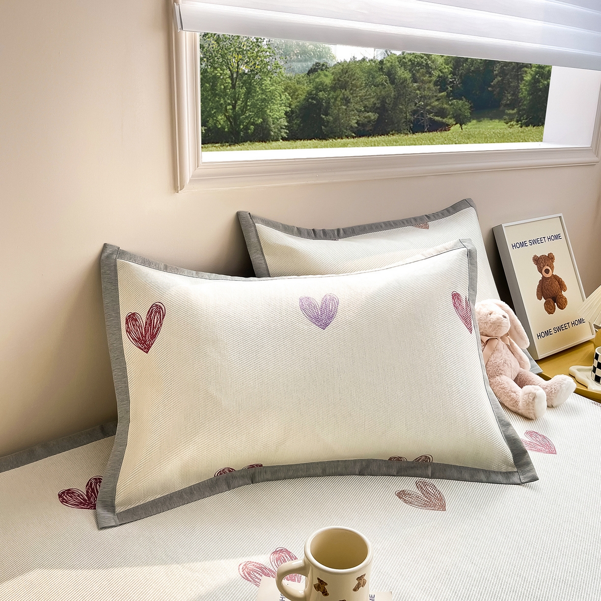 91家纺网 家纺一手货源 找家纺 懒猫家纺 2026新款250D数码印花宽边圆网冰丝凉席 手绘爱心