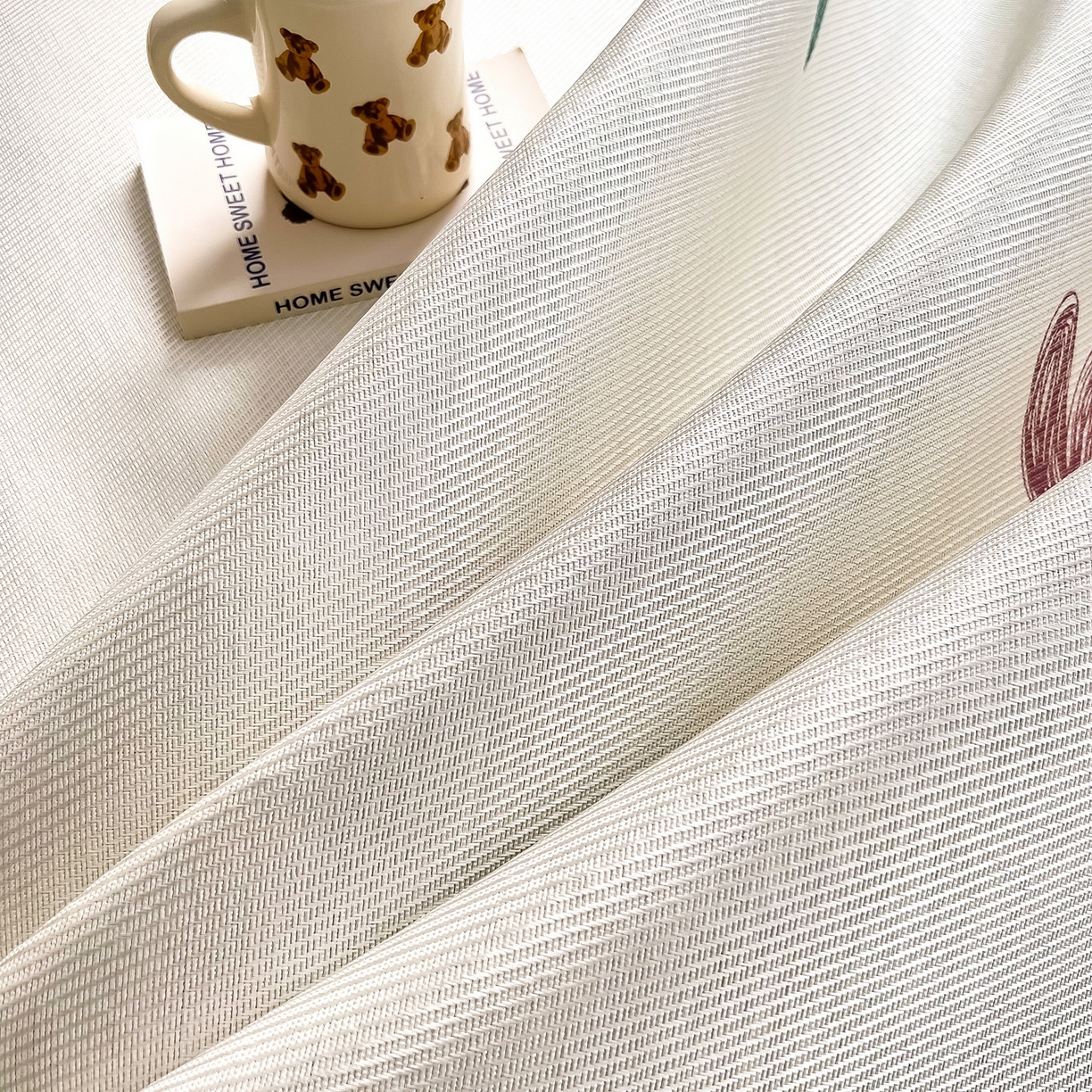 91家纺网 家纺一手货源 找家纺 懒猫家纺 2026新款250D数码印花宽边圆网冰丝凉席 手绘爱心