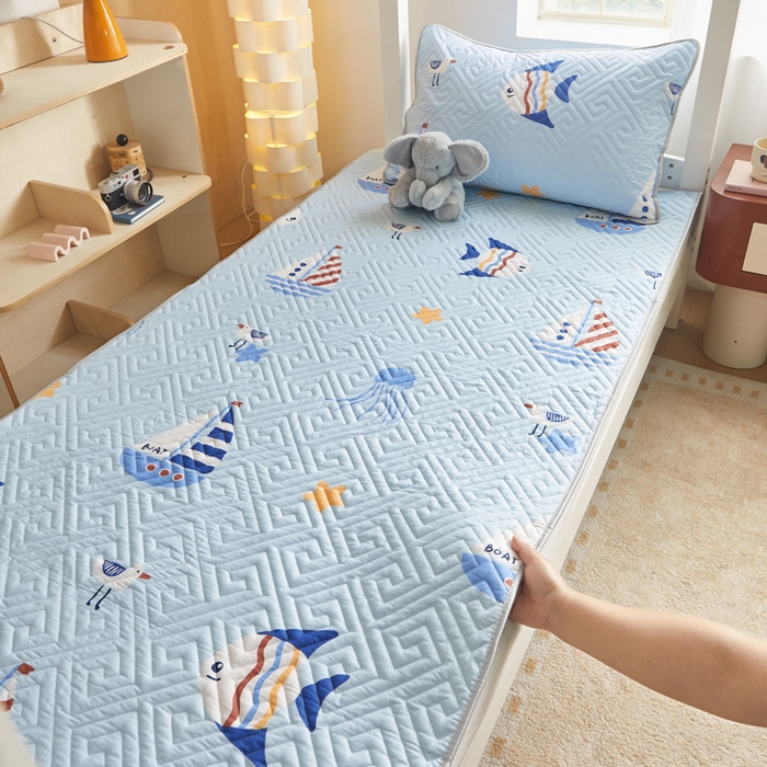 91家纺网 家纺一手货源 找家纺 舒居家纺 2026新款学生床全棉软床垫床盖 海洋之心