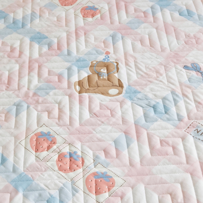 91家纺网 家纺一手货源 找家纺 舒居家纺 2026新款学生床全棉软床垫床盖 生日熊