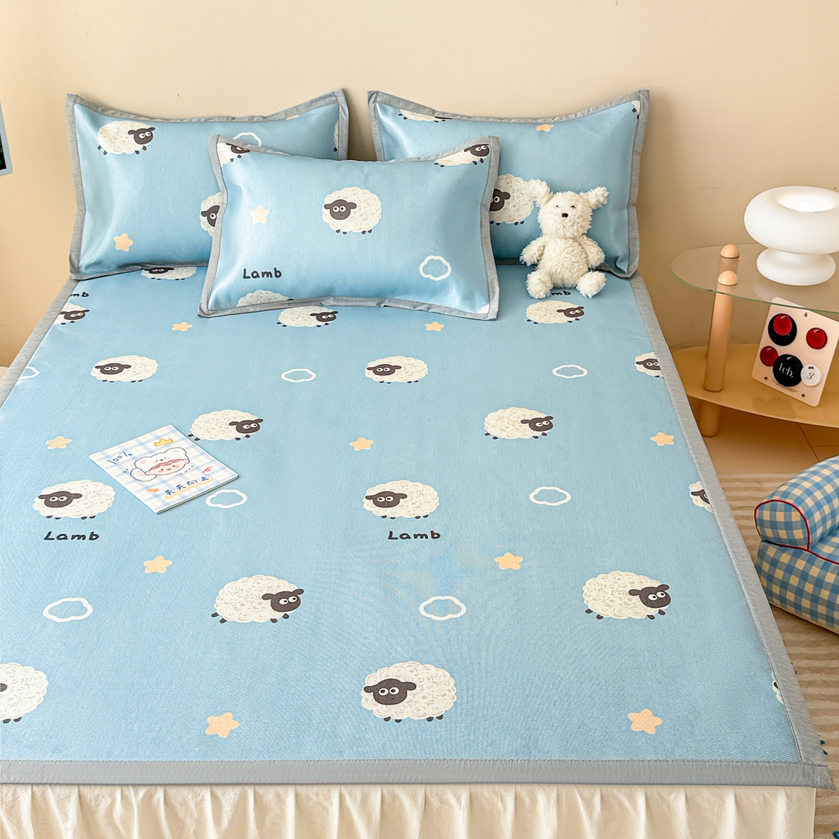 91家纺网 家纺一手货源 找家纺 懒猫家纺 2026新款250D数码印花宽边圆网冰丝凉席 小羊咩咩