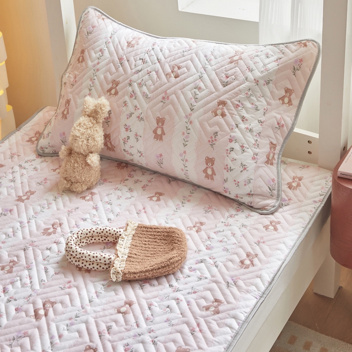 91家纺网 家纺一手货源 找家纺 舒居家纺 2026新款学生床全棉软床垫床盖 唐顿庄园