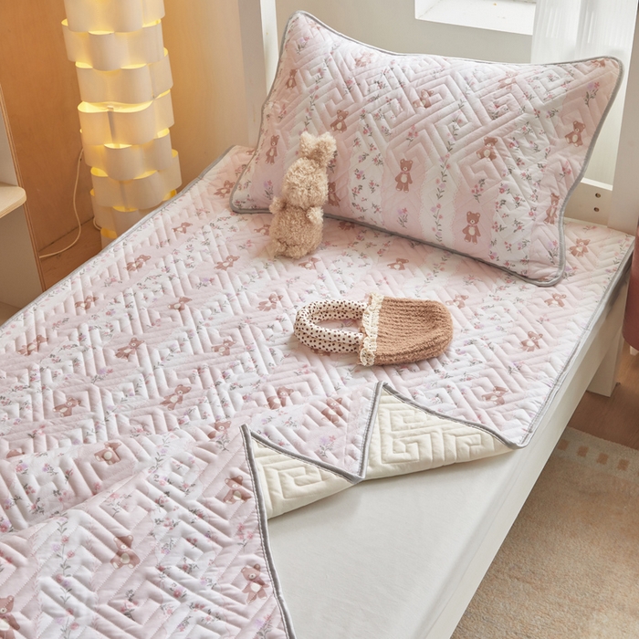 91家纺网 家纺一手货源 找家纺 舒居家纺 2026新款学生床全棉软床垫床盖 唐顿庄园