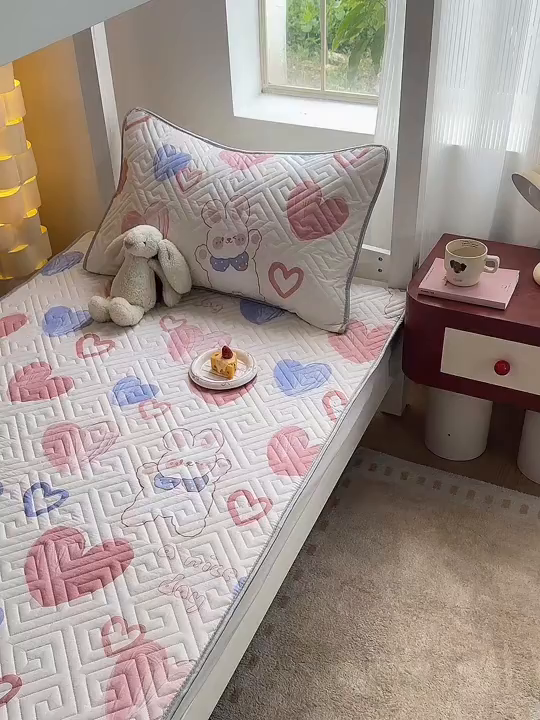 91家纺网 家纺一手货源 找家纺 舒居家纺 2026新款学生床全棉软床垫床盖 小兔可可