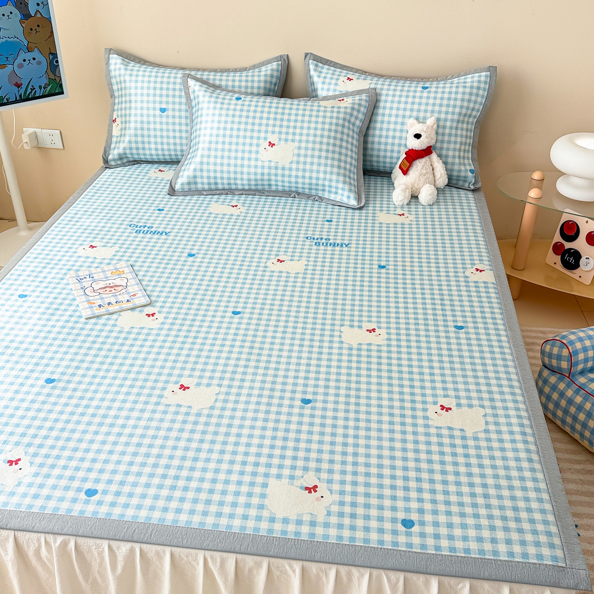 91家纺网 家纺一手货源 找家纺 懒猫家纺 2026新款250D数码印花宽边圆网冰丝凉席 心心小兔