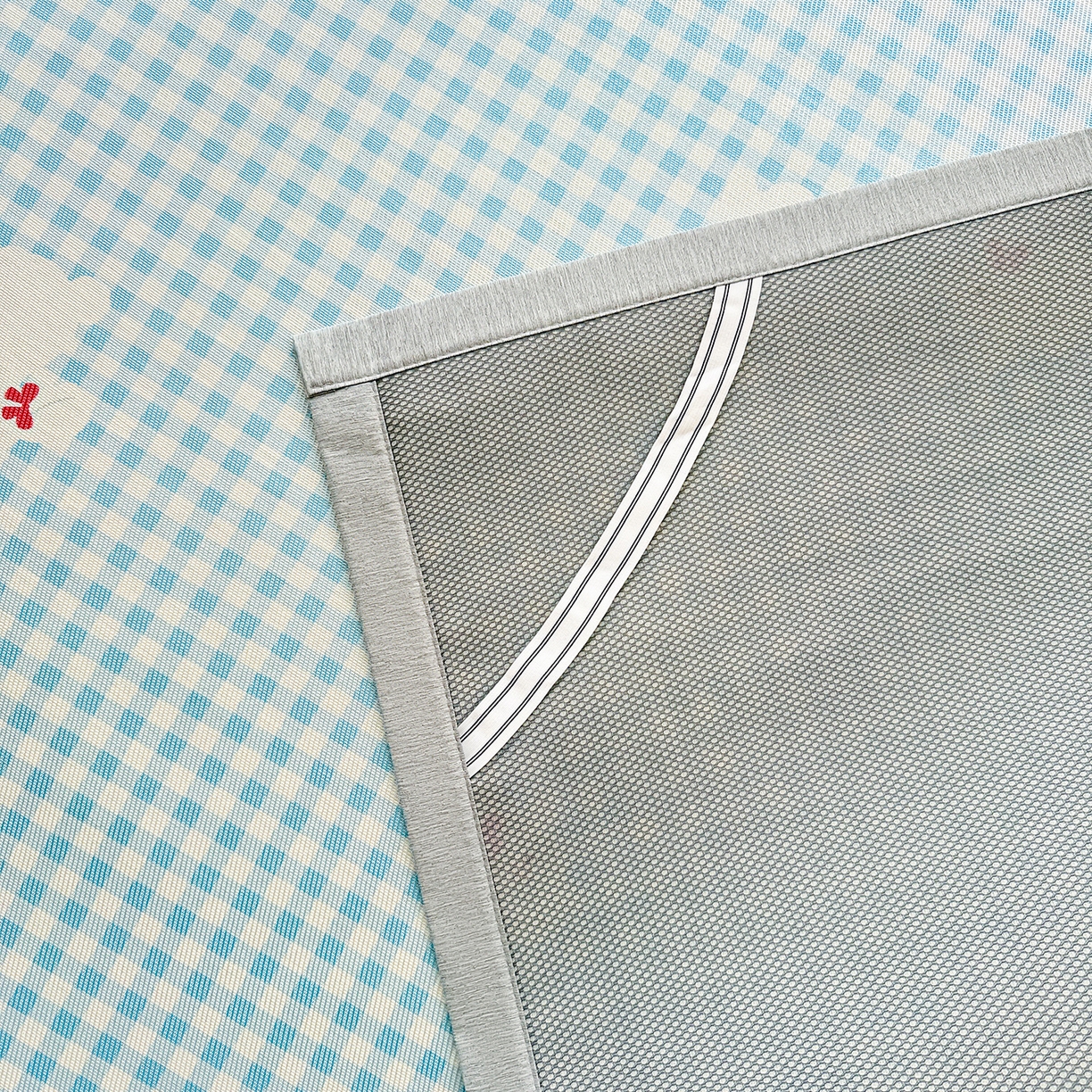 91家纺网 家纺一手货源 找家纺 懒猫家纺 2026新款250D数码印花宽边圆网冰丝凉席 心心小兔