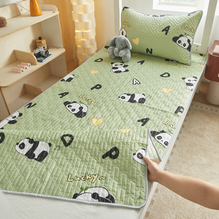 91家纺网 家纺一手货源 找家纺 舒居家纺 2026新款学生床全棉软床垫床盖 熊猫宝贝