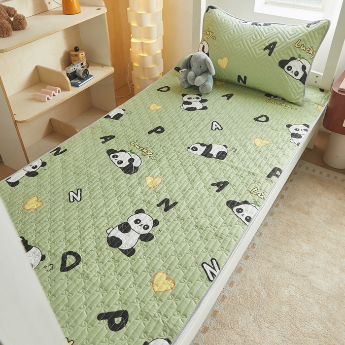 91家纺网 家纺一手货源 找家纺 舒居家纺 2026新款学生床全棉软床垫床盖 熊猫宝贝