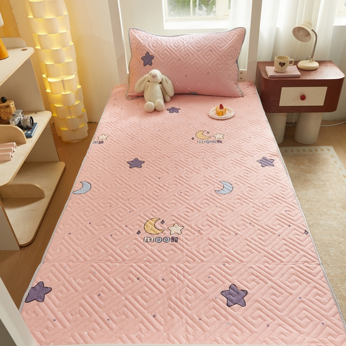 91家纺网 家纺一手货源 找家纺 舒居家纺 2026新款学生床全棉软床垫床盖 月之心