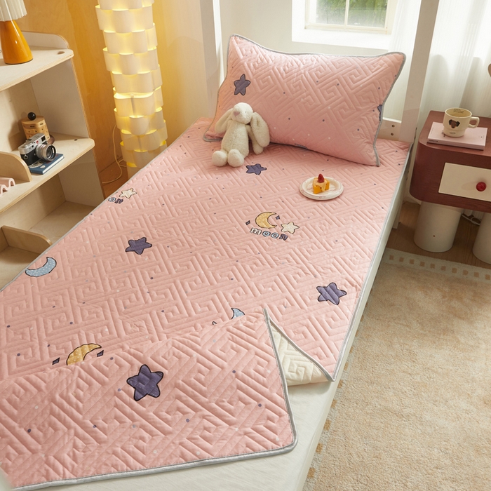 91家纺网 家纺一手货源 找家纺 舒居家纺 2026新款学生床全棉软床垫床盖 月之心