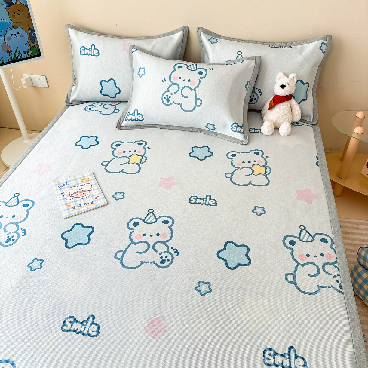 91家纺网 家纺一手货源 找家纺 懒猫家纺 2026新款250D数码印花宽边圆网冰丝凉席 星光小熊