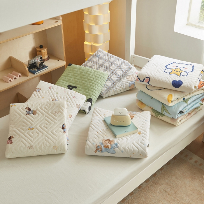 91家纺网 家纺一手货源 找家纺 舒居家纺 2026新款学生床全棉软床垫床盖 叠拍