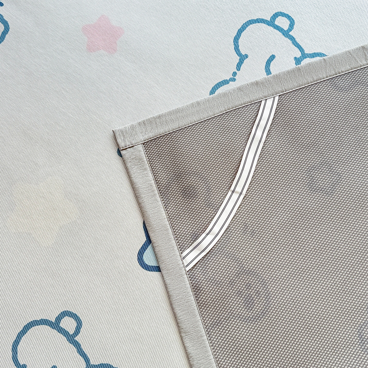 91家纺网 家纺一手货源 找家纺 懒猫家纺 2026新款250D数码印花宽边圆网冰丝凉席 星光小熊