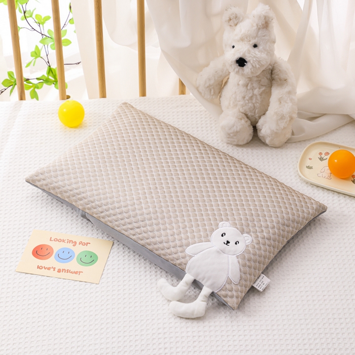 91家纺网 家纺一手货源 找家纺 （总）仁宇枕业 2026新款冰豆豆凉豆豆婴幼儿卡通长腿熊系列荞麦芯棉花芯乳胶枕头枕芯