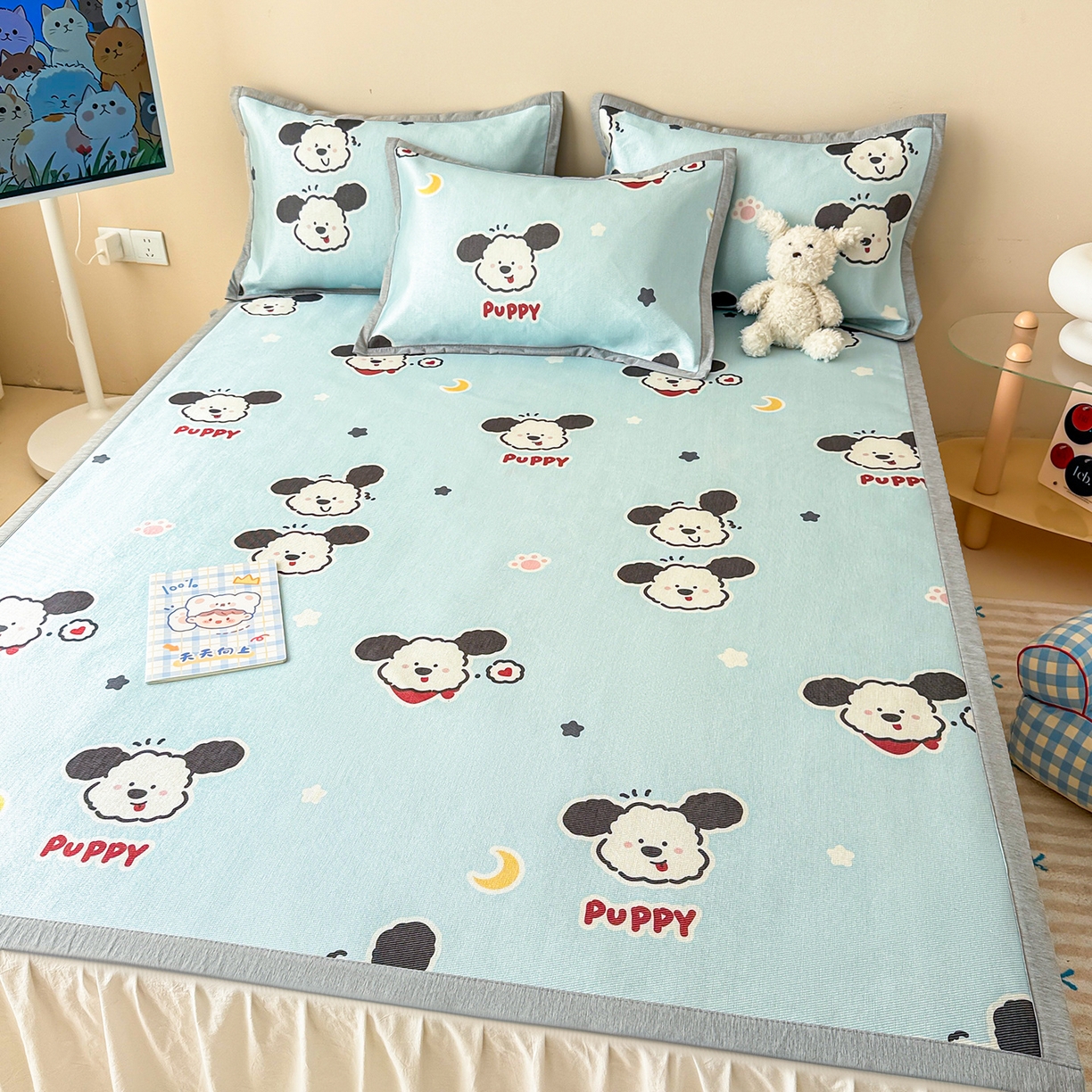 91家纺网 家纺一手货源 找家纺 懒猫家纺 2026新款250D数码印花宽边圆网冰丝凉席 星月小狗-蓝