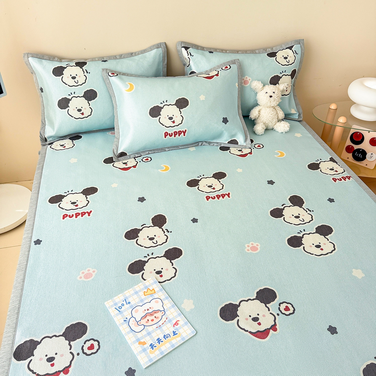 91家纺网 家纺一手货源 找家纺 懒猫家纺 2026新款250D数码印花宽边圆网冰丝凉席 星月小狗-蓝