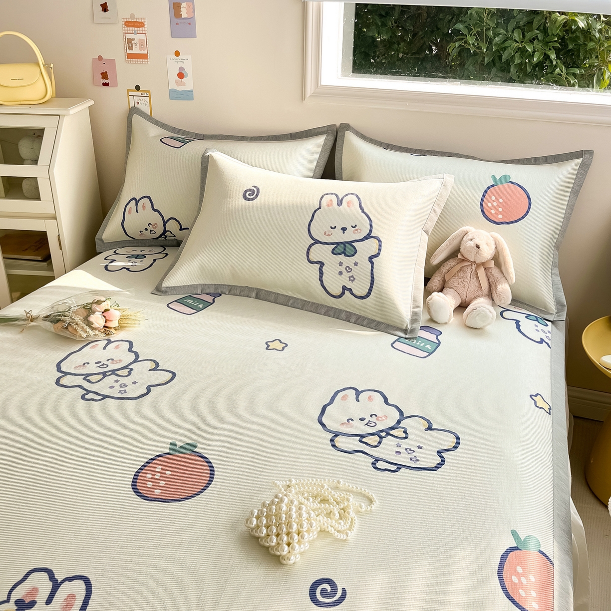 91家纺网 家纺一手货源 找家纺 懒猫家纺 2026新款250D数码印花宽边圆网冰丝凉席 元气兔