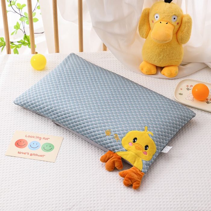 91家纺网 家纺一手货源 找家纺 （总）仁宇枕业 2026新款冰豆豆凉豆豆婴幼儿卡通黄小鸭荞麦芯棉花芯乳胶枕头枕芯