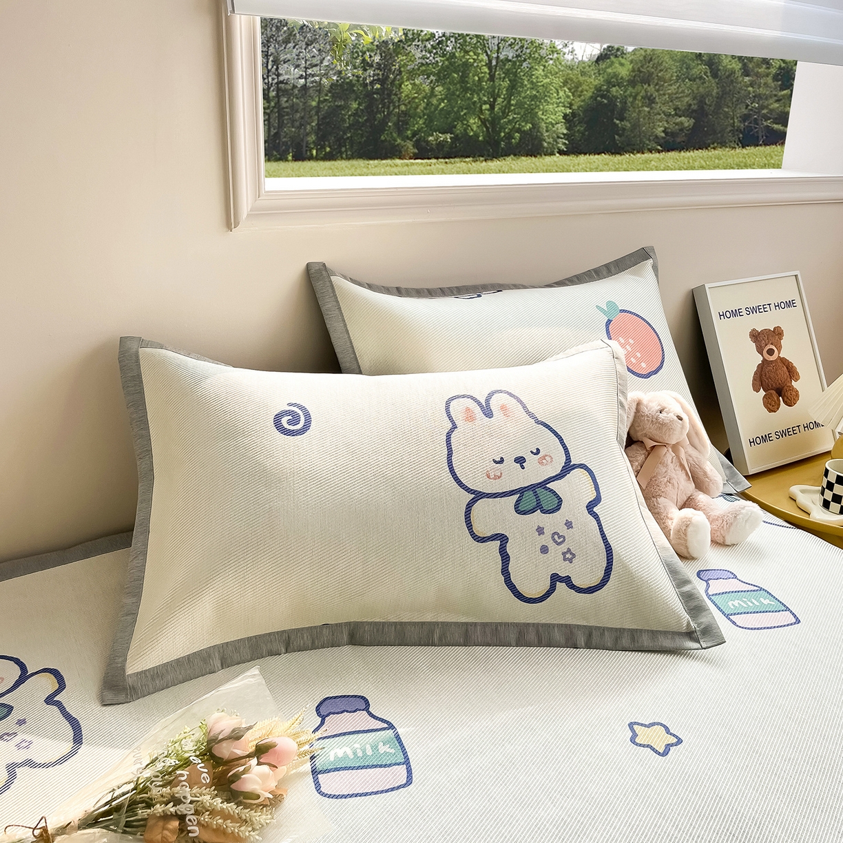 91家纺网 家纺一手货源 找家纺 懒猫家纺 2026新款250D数码印花宽边圆网冰丝凉席 元气兔