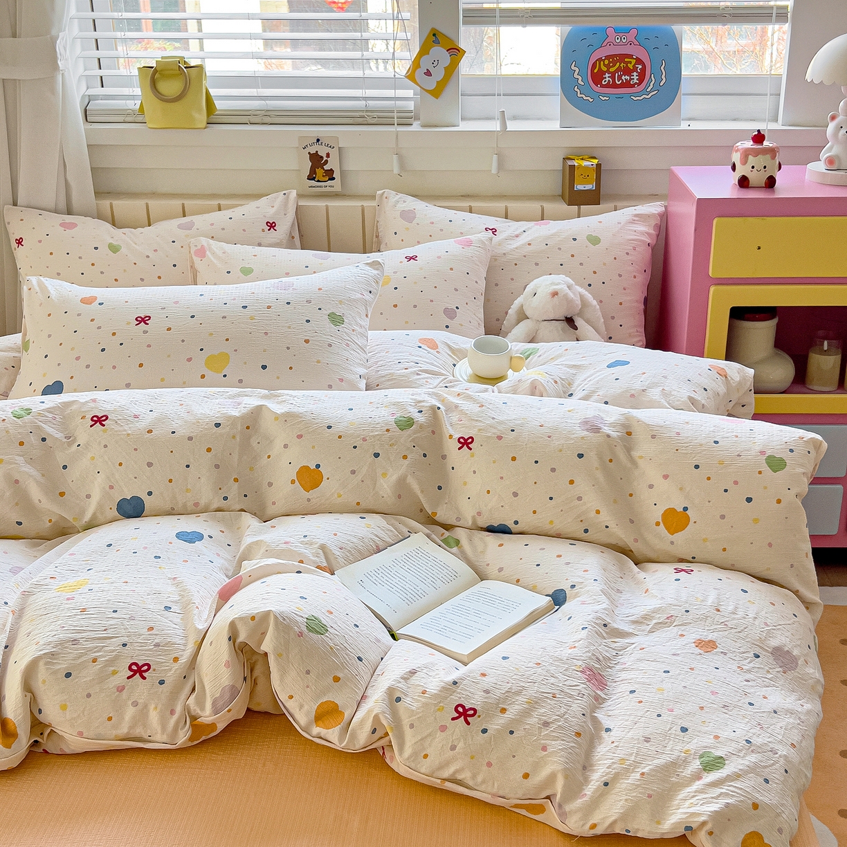 91家纺网 家纺一手货源 找家纺 找底底家纺 2026新款泡泡棉小清新双层纱床裙款四件套 波点爱心