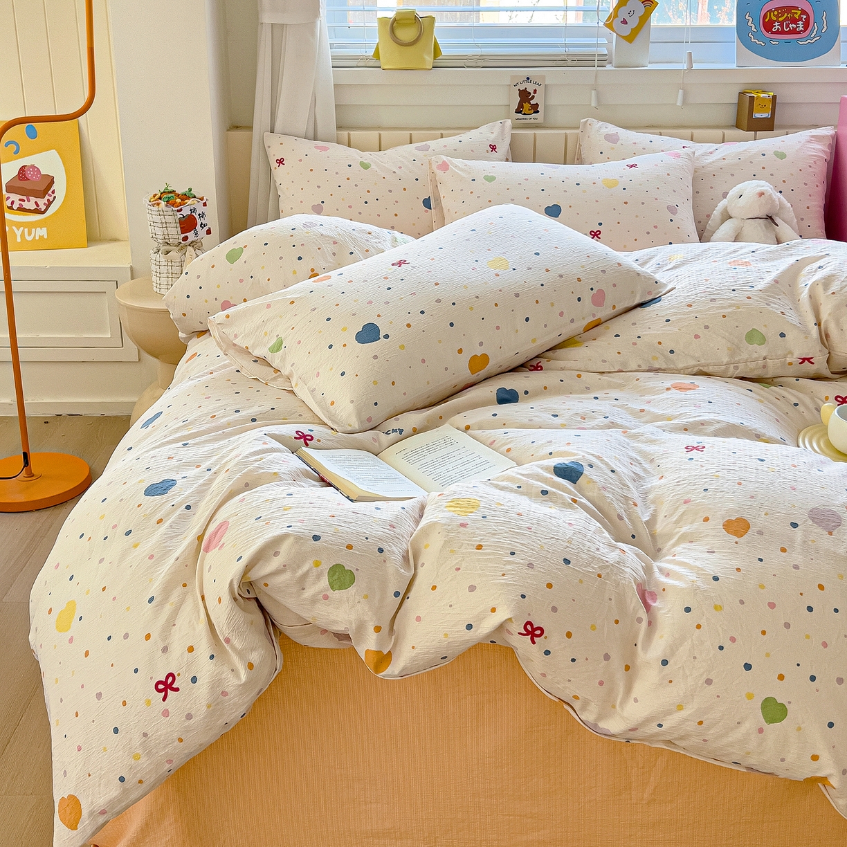 91家纺网 家纺一手货源 找家纺 找底底家纺 2026新款泡泡棉小清新双层纱床裙款四件套 波点爱心