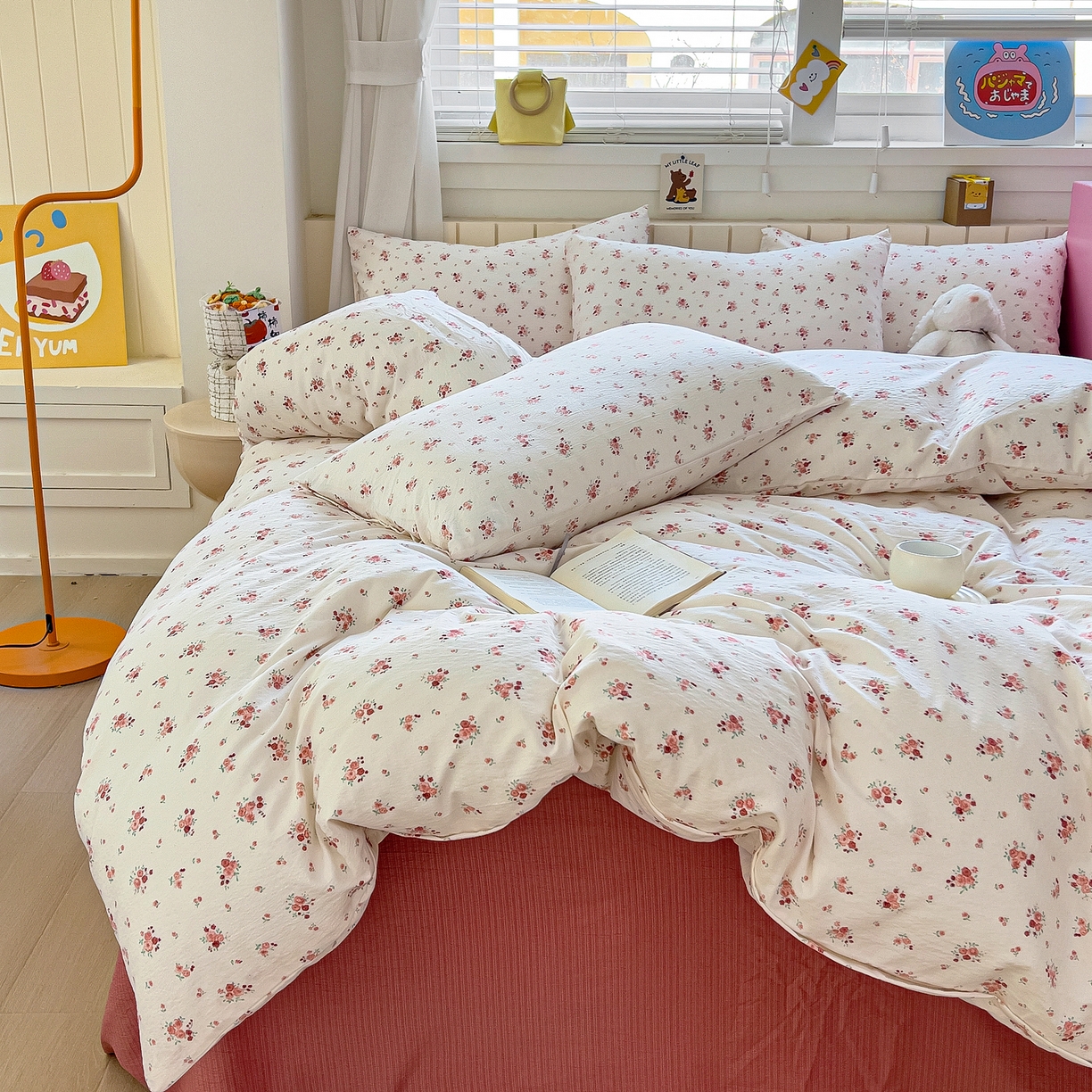 91家纺网 家纺一手货源 找家纺 找底底家纺 2026新款泡泡棉小清新双层纱床裙款四件套 春不晚