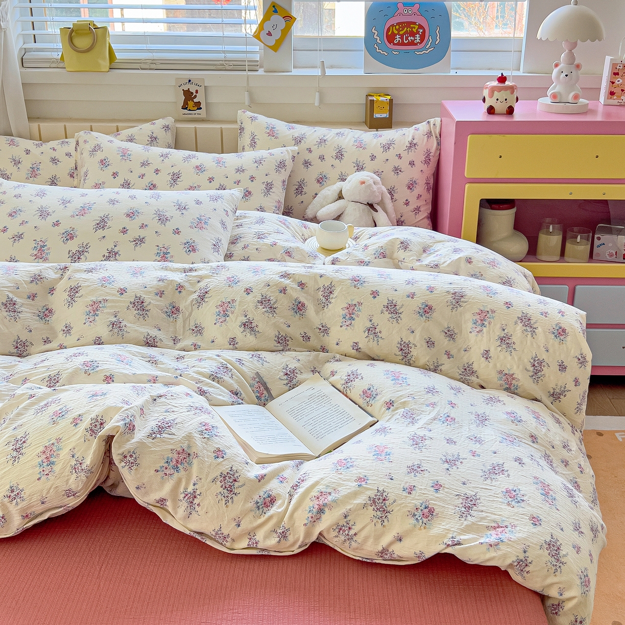 91家纺网 家纺一手货源 找家纺 找底底家纺 2026新款泡泡棉小清新双层纱床裙款四件套 红豆蔻