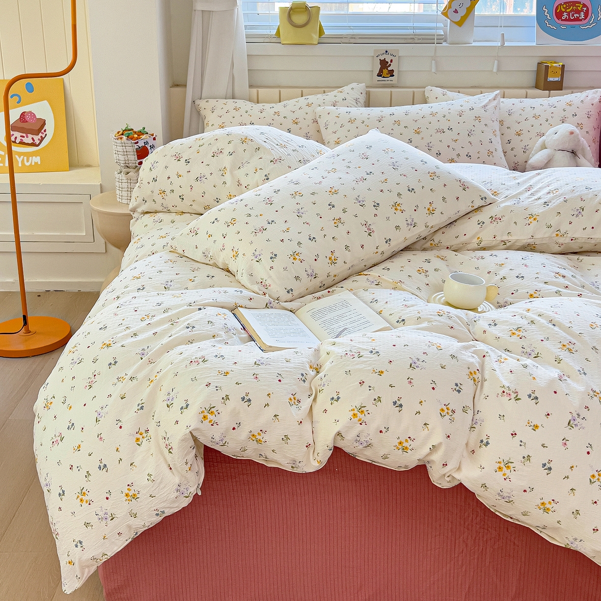 91家纺网 家纺一手货源 找家纺 找底底家纺 2026新款泡泡棉小清新双层纱床裙款四件套 花沐