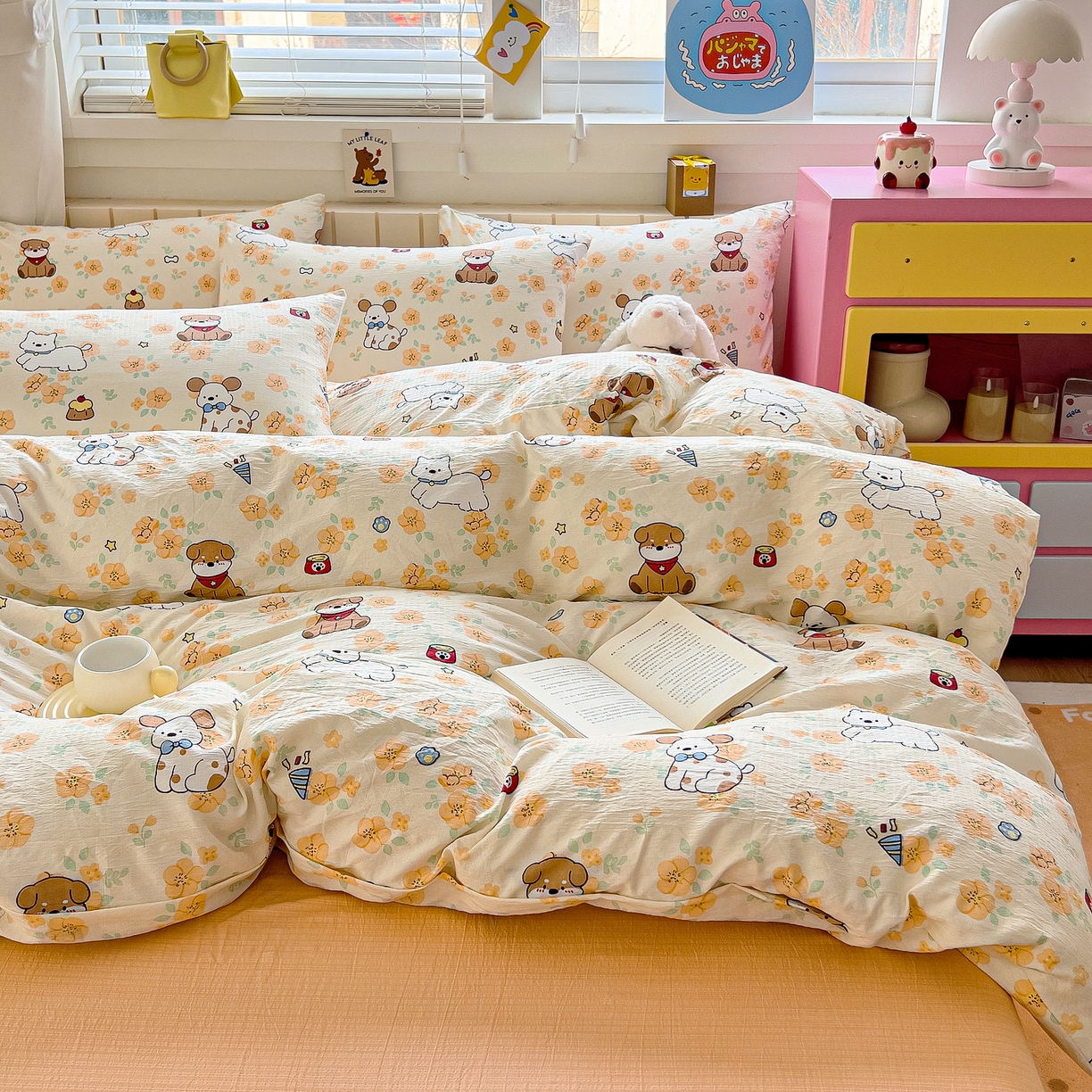 91家纺网 家纺一手货源 找家纺 找底底家纺 2026新款泡泡棉小清新双层纱床裙款四件套 萌宠拾光