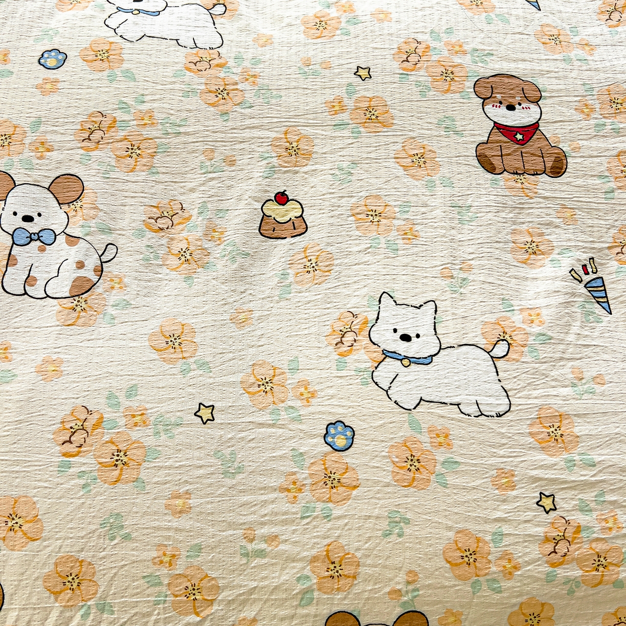 91家纺网 家纺一手货源 找家纺 找底底家纺 2026新款泡泡棉小清新双层纱床裙款四件套 萌宠拾光