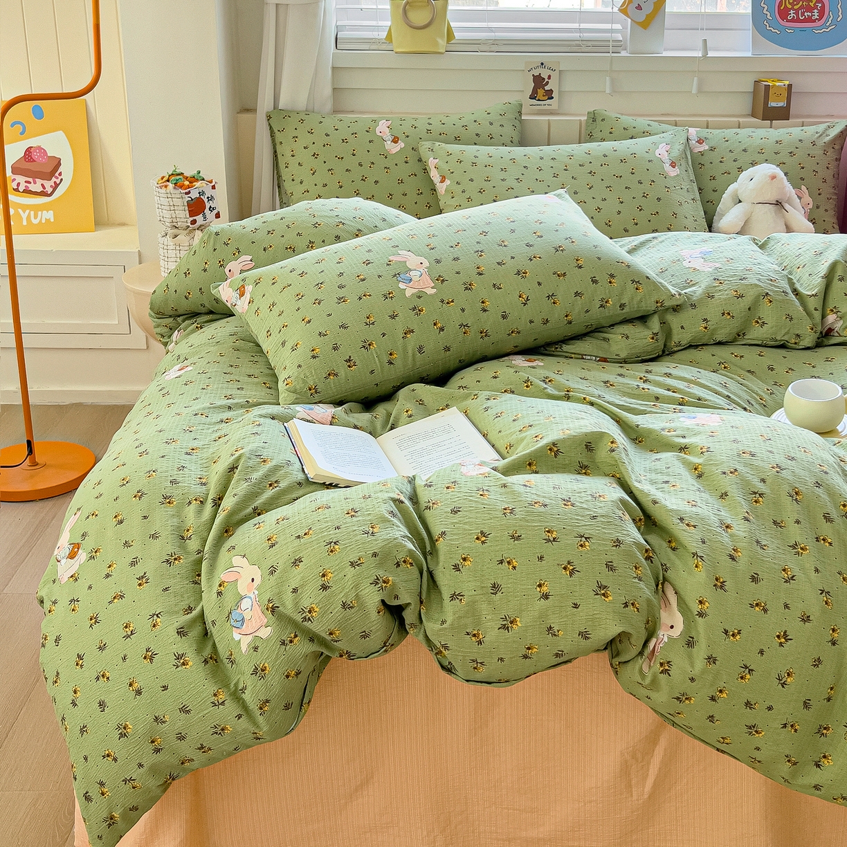 91家纺网 家纺一手货源 找家纺 找底底家纺 2026新款泡泡棉小清新双层纱床裙款四件套 青橘兔