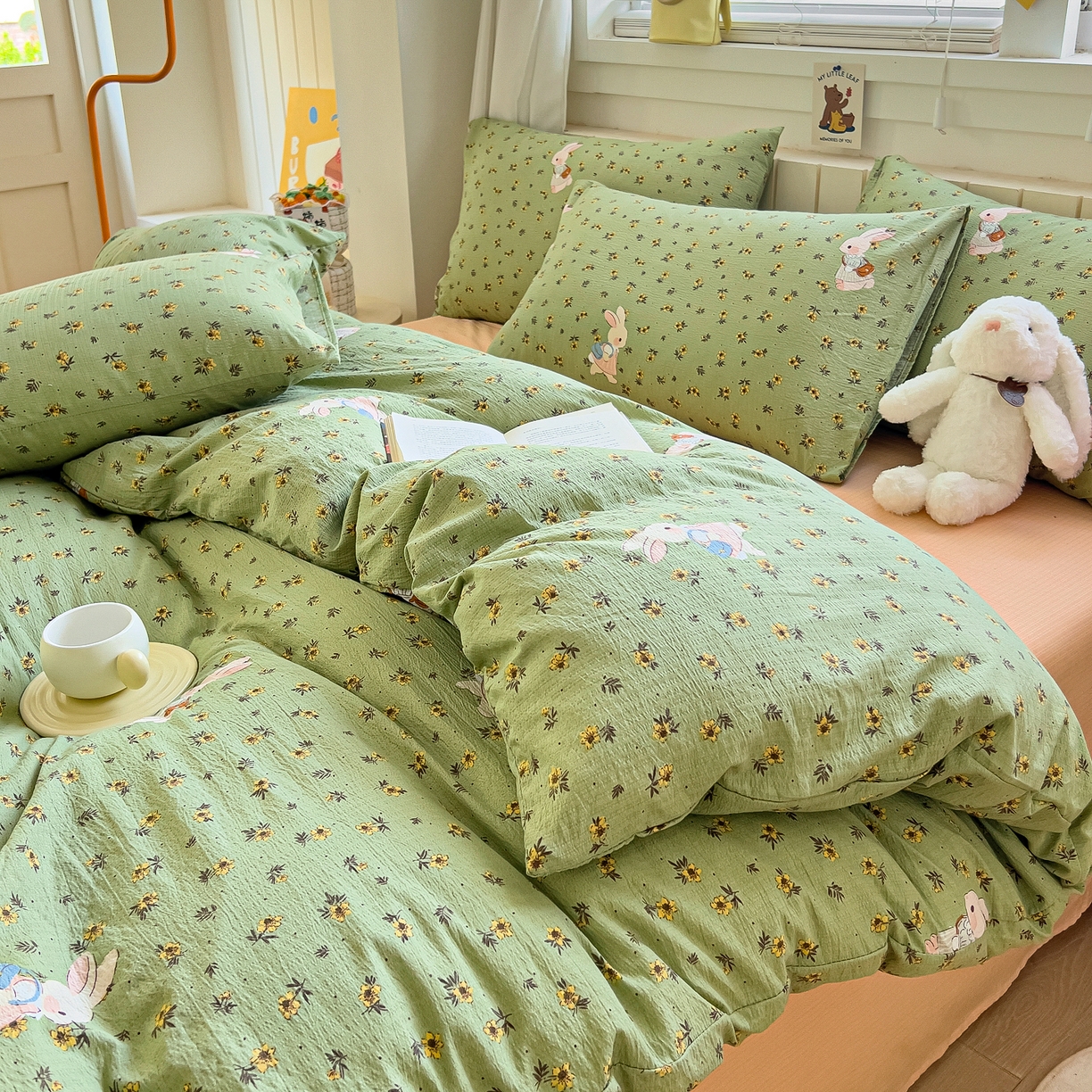 91家纺网 家纺一手货源 找家纺 找底底家纺 2026新款泡泡棉小清新双层纱床裙款四件套 青橘兔