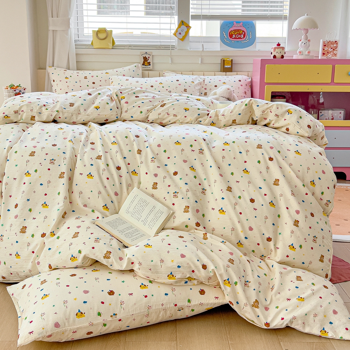 91家纺网 家纺一手货源 找家纺 找底底家纺 2026新款泡泡棉小清新双层纱床裙款四件套 小确幸