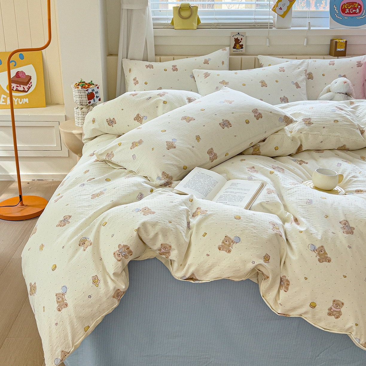 91家纺网 家纺一手货源 找家纺 找底底家纺 2026新款泡泡棉小清新双层纱床裙款四件套 熊仔