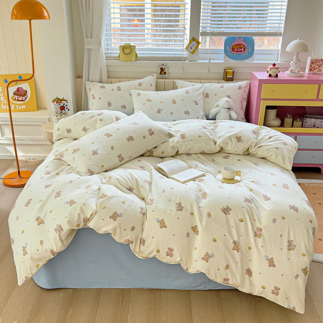 91家纺网 家纺一手货源 找家纺 找底底家纺 2026新款泡泡棉小清新双层纱床裙款四件套 熊仔