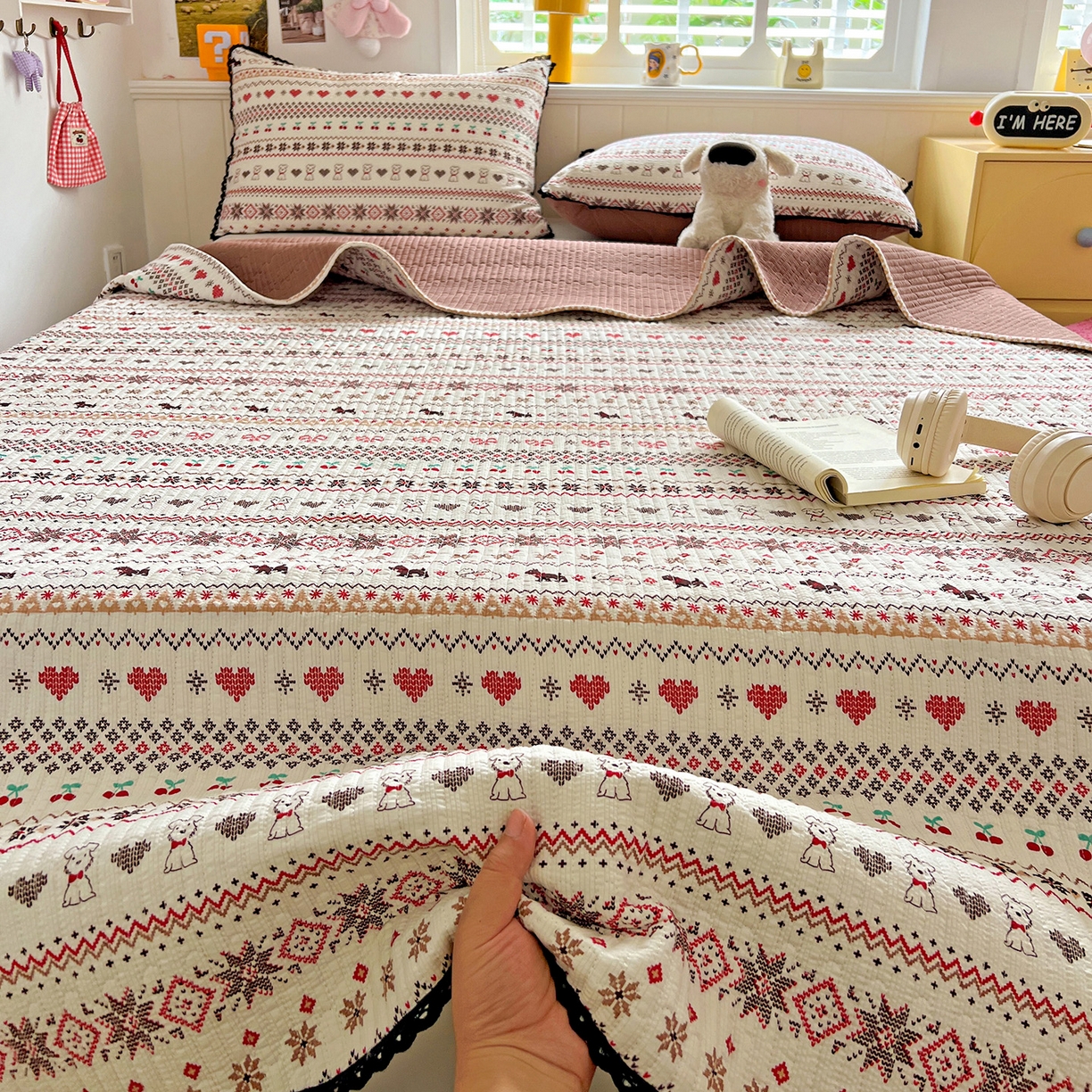 91家纺网 家纺一手货源 找家纺 恒尚居 2026新款A类泡芙纱床盖四套件泡芙棉双层纱小花边床垫床褥 费尔岛小狗小花边