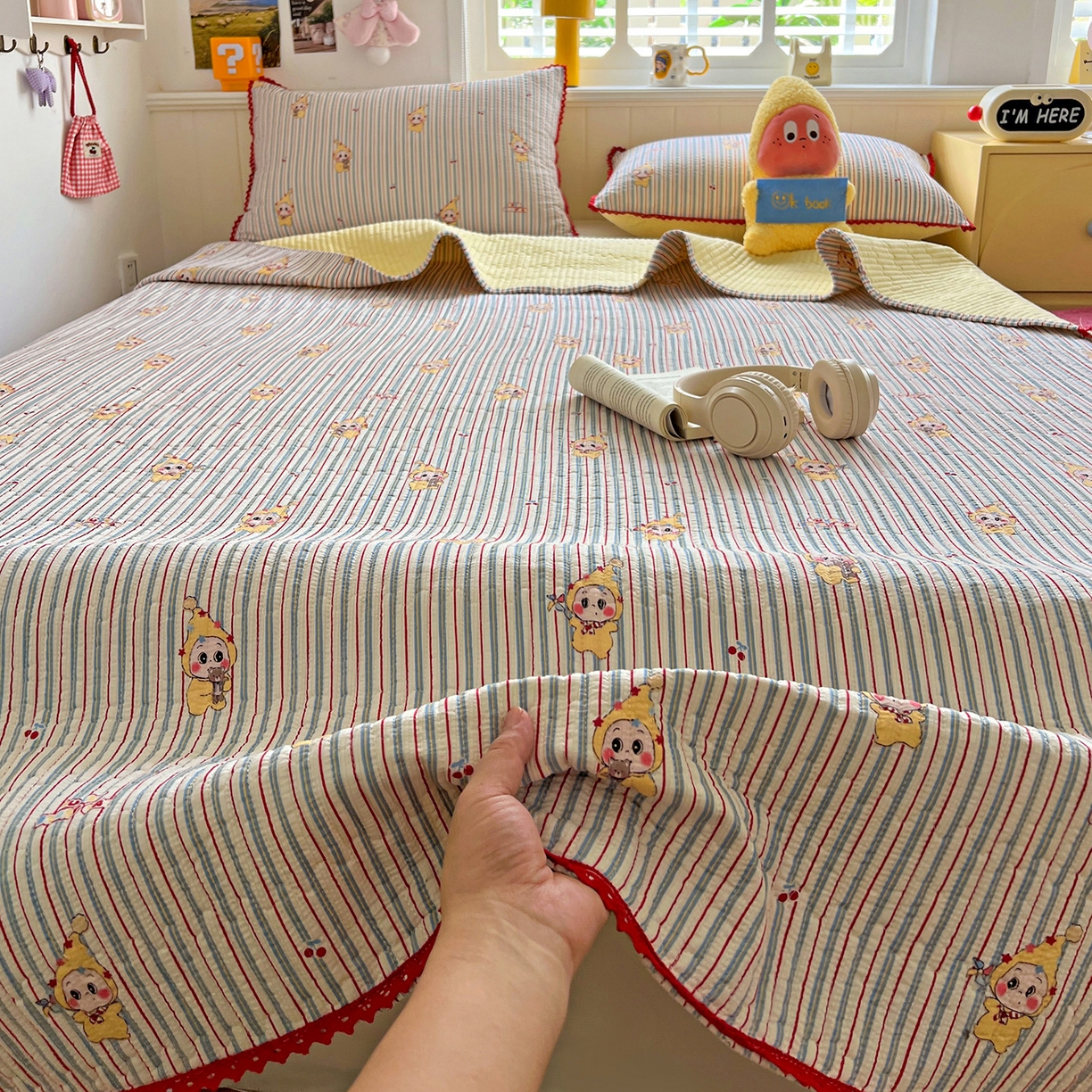 91家纺网 家纺一手货源 找家纺 恒尚居 2026新款A类泡芙纱床盖四套件泡芙棉双层纱小花边床垫床褥 阳光条纹小花边