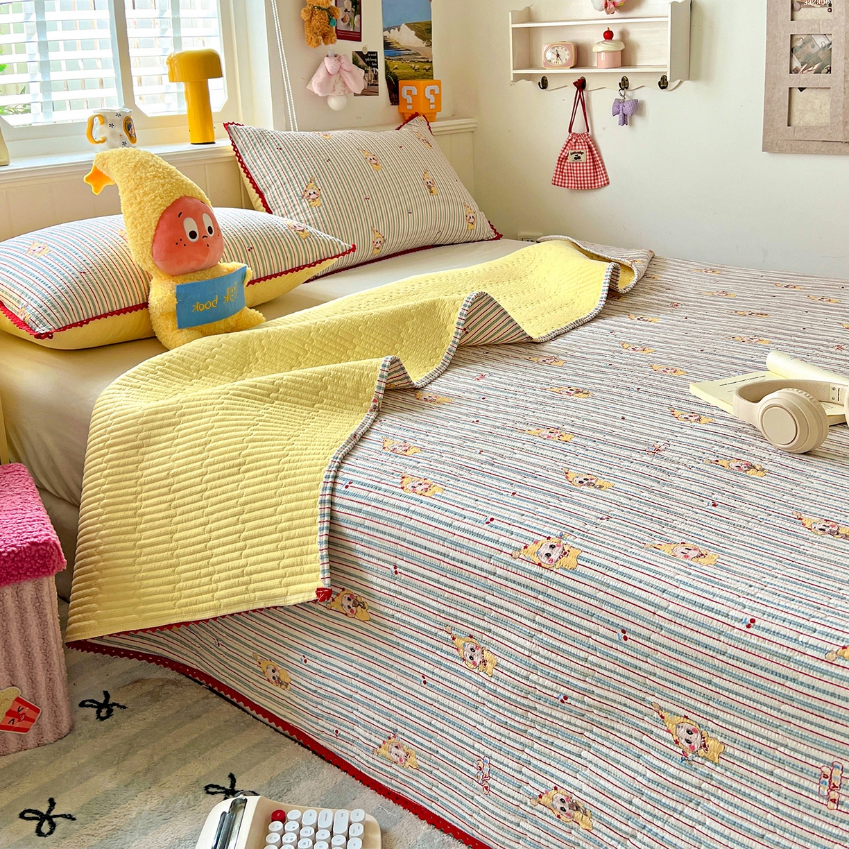 91家纺网 家纺一手货源 找家纺 恒尚居 2026新款A类泡芙纱床盖四套件泡芙棉双层纱小花边床垫床褥 阳光条纹小花边