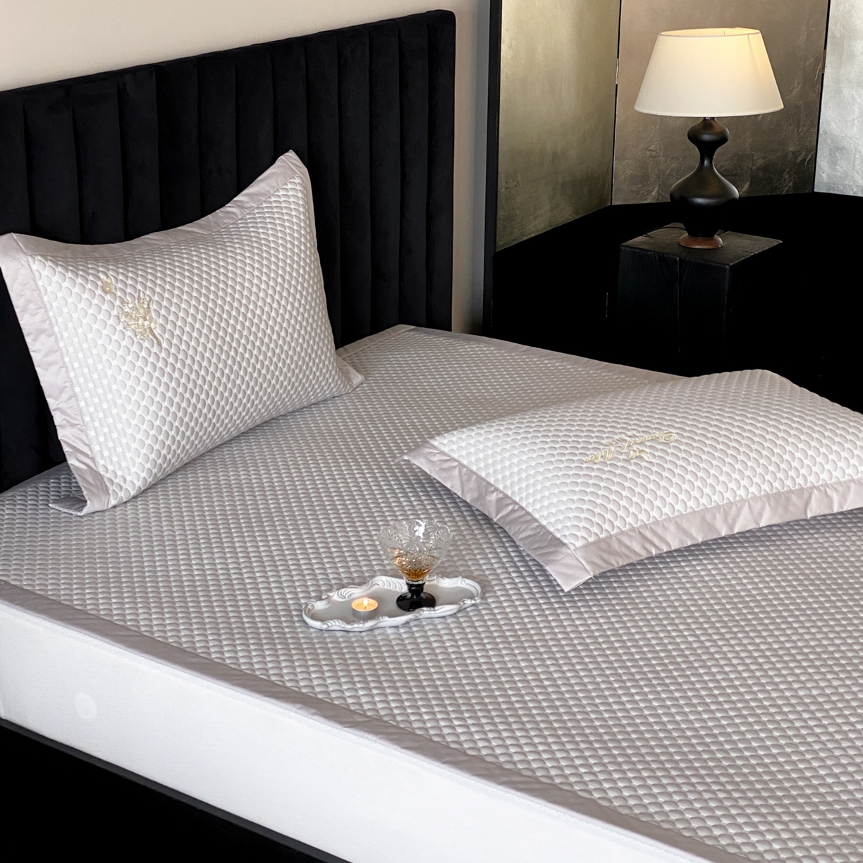 91家纺网 家纺一手货源 找家纺 （总）云栖家居 2026新款春夏凉豆豆PE冰感凉席席子全棉宽边软平席-铃兰