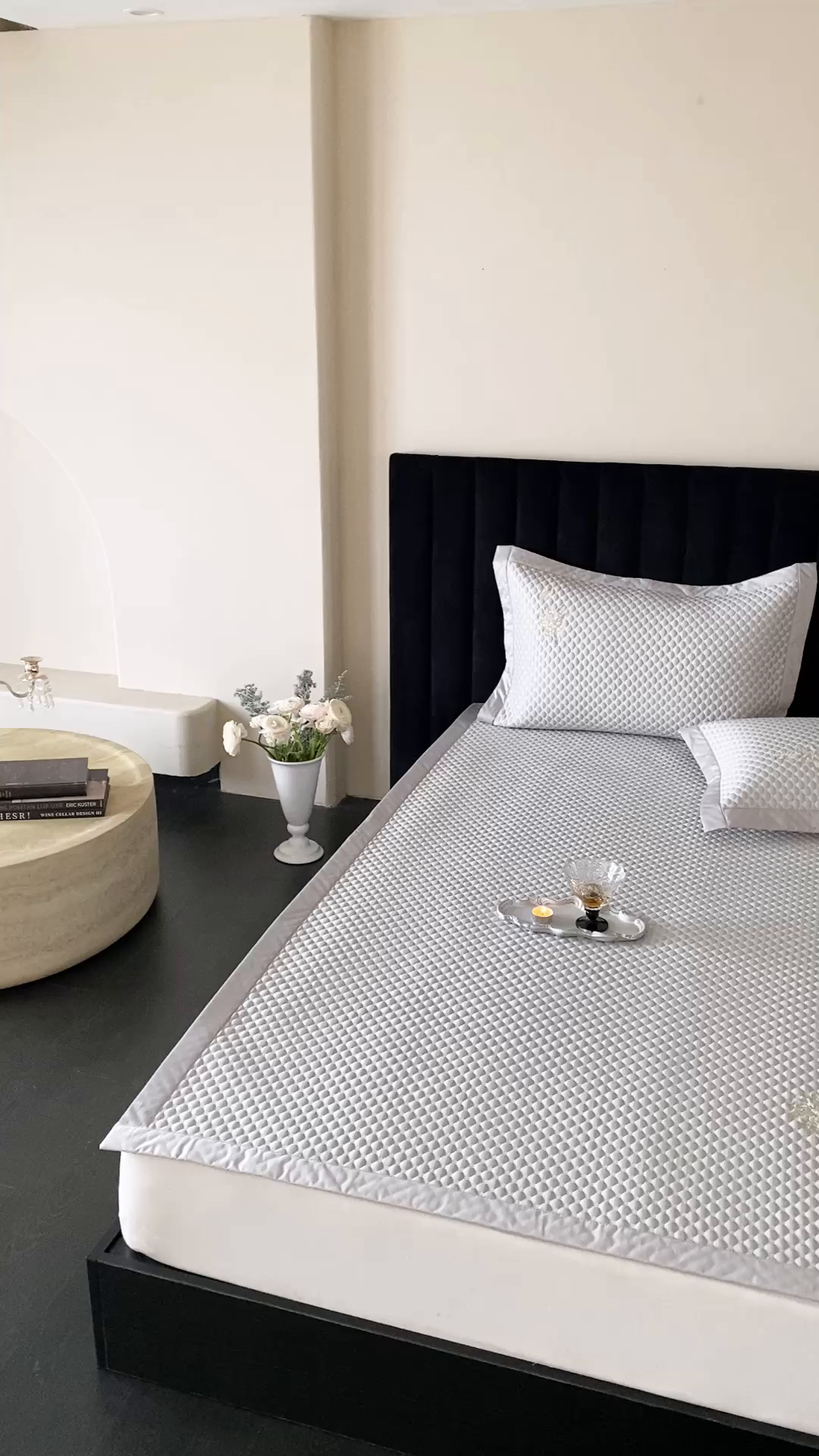 91家纺网 家纺一手货源 找家纺 云栖家居 2026新款春夏凉豆豆PE冰感凉席席子全棉宽边软平席-铃兰 铃兰-灰